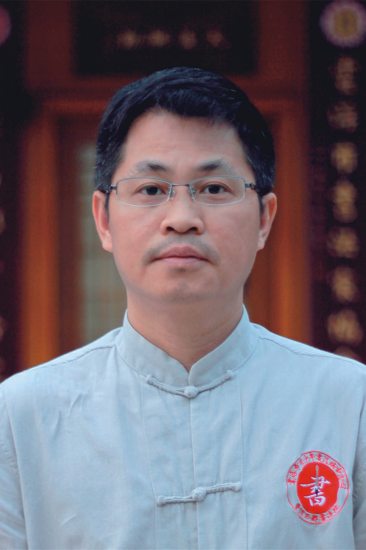 陈志雄